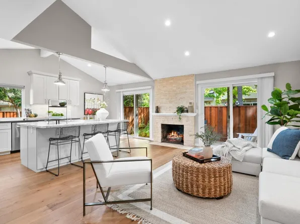 10852 Northfield Sq, Cupertino, CA 95014