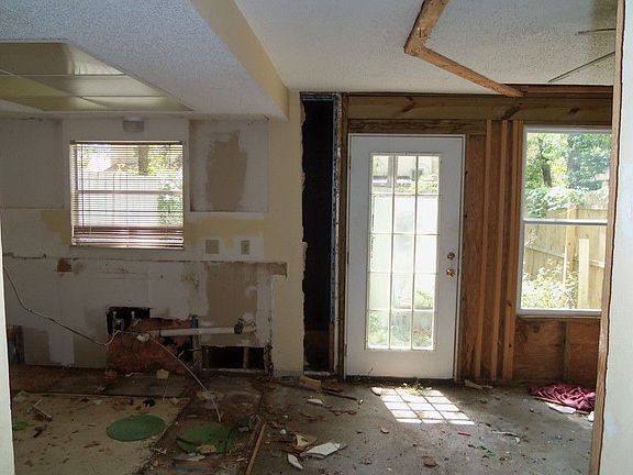 4th image of 11412 White Bay Ln