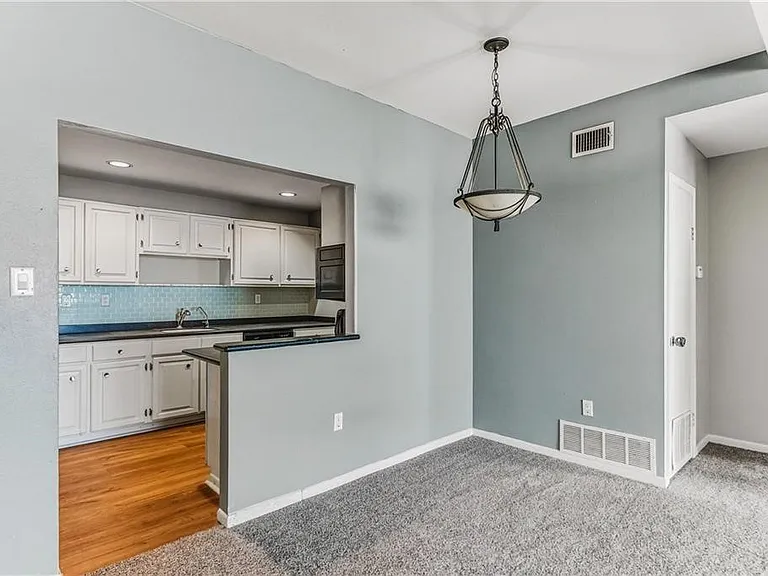 520 S Chaparral St #501 — Photo 9