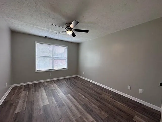 667 Bartons Landing Pl #1 — Photo 18