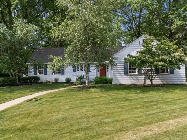 1541 Edgewood Dr, Ashland, OH 44805