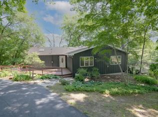10500 N East Riverview Dr, Edgerton, WI 53534