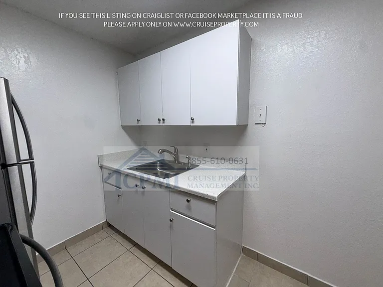 Riverside Manor/N'ice Apartments - 889 Riverside Drive, Ft. Lauderdale, FL 33312 — Photo 18