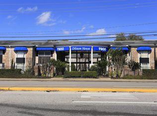 7900 Westheimer Rd APT 216, Houston, TX 77063