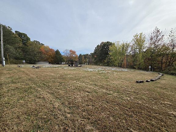 2nd image of 139 Brimstone Rd