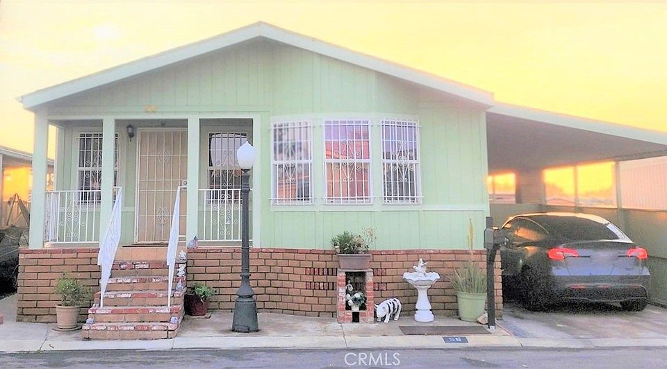 10001 W Frontage Rd SPACE 56, South Gate, CA 90280 Zillow