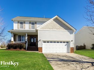 400 Southern Style Dr, Holly Springs, NC 27540