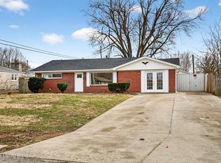 4902 Dee Rd, Louisville, KY 40219