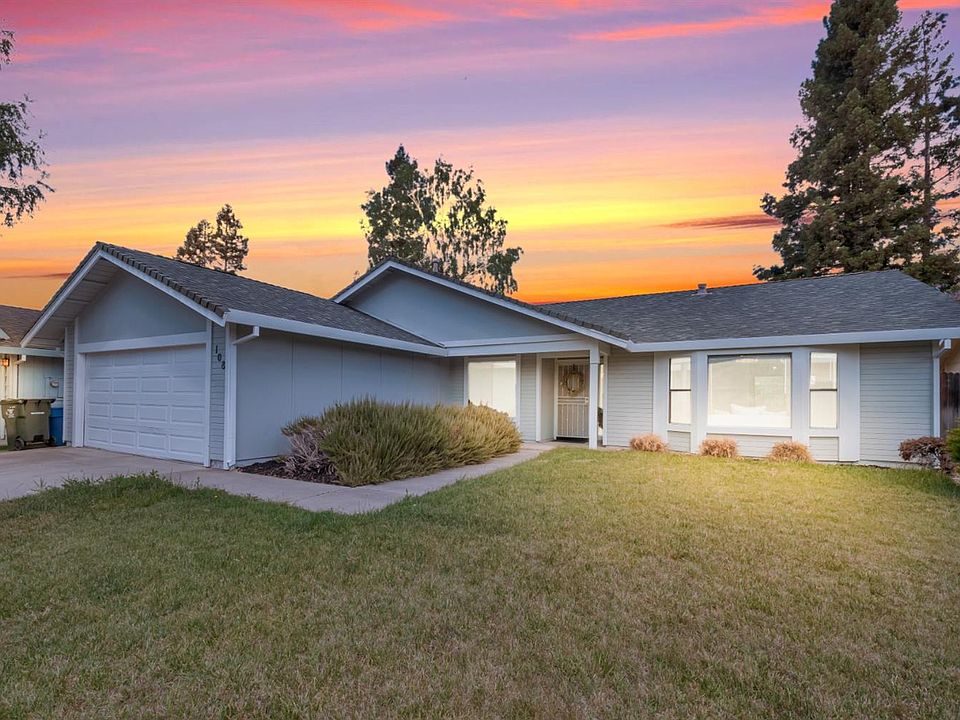 1st image of 108 Blue Water Cir