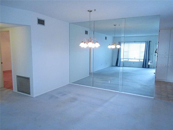 5th image of 2426 Ecuadorian Way APT 60