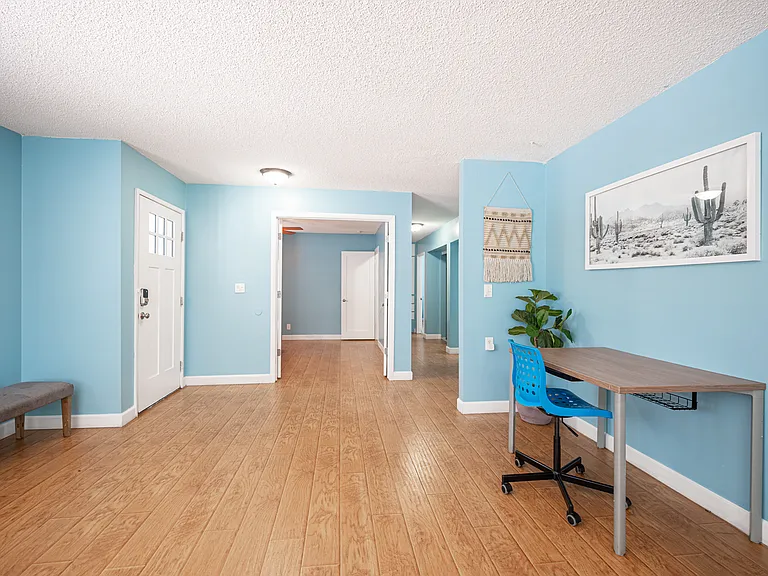 1313 Hillside Pl — Photo 7