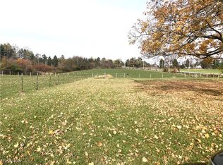 8240 Wooster Pike Rd, Seville, OH 44273