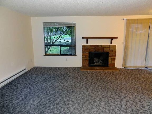 2nd image of 12226 118th Avenue Ct E APT B