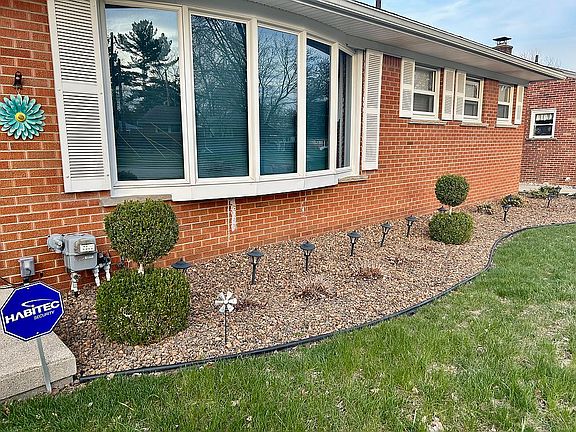 2nd image of 36753 Greenbush Rd