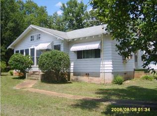 1114 Cherry St, Talladega, AL 35160