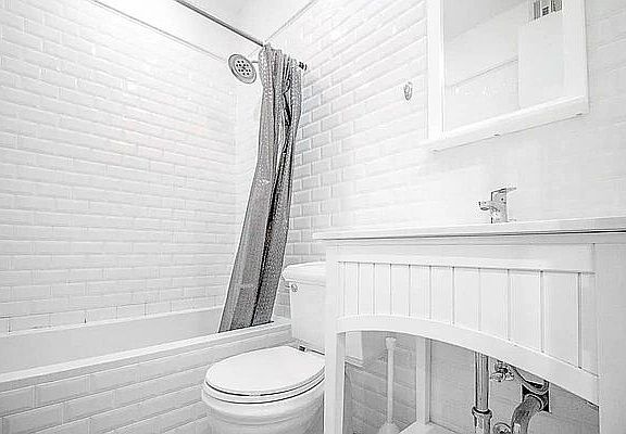 3rd image of 1072 Bergen St APT 1D