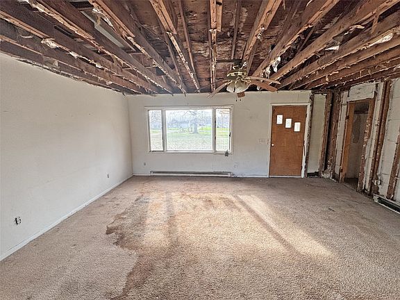 4th image of 4517 Nye Rd
