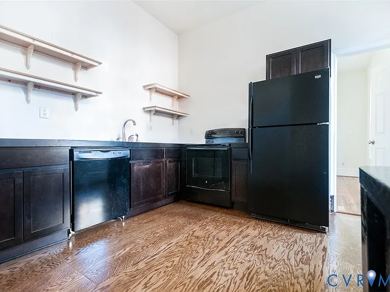 407 W Clay St #B — Photo 15