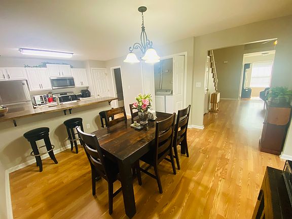 2nd image of 2003 Westgate Cir Unit 2003