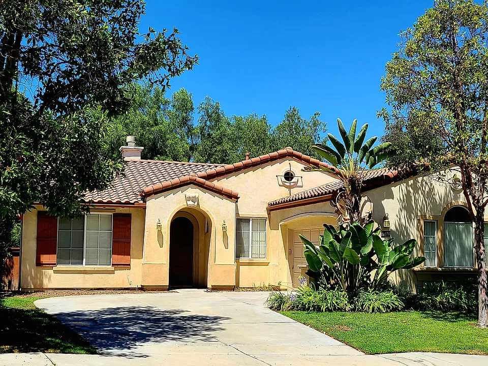 2651 El Granada Rd