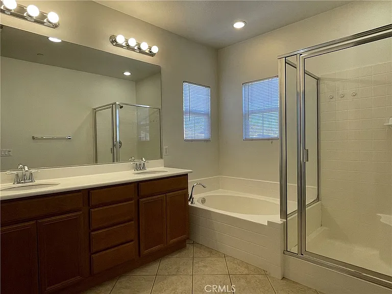 1488 Springfield Way — Photo 16