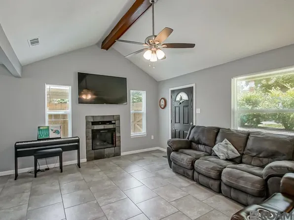 7391 Homer Knost Rd, Watson, LA 70706