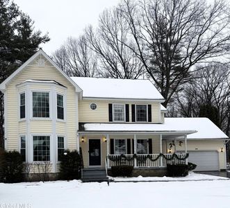 38 Deer Run Hollow, Halfmoon, NY, 12065