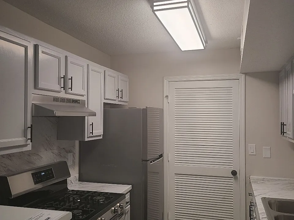 Towne Square Apartments