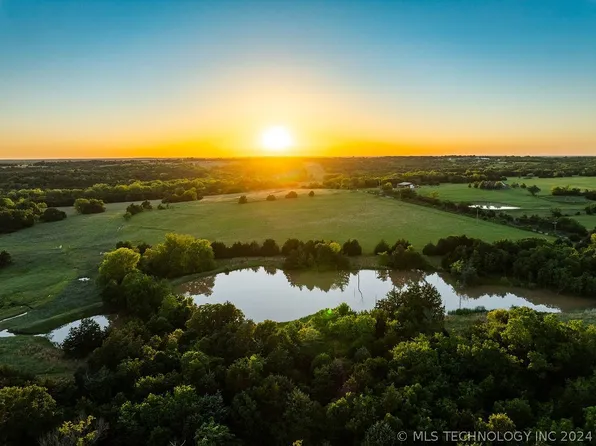 4 E 750th Rd, Cushing, OK 74023