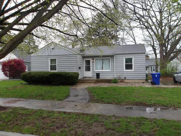 6227 44th AVENUE, Kenosha, WI 53142