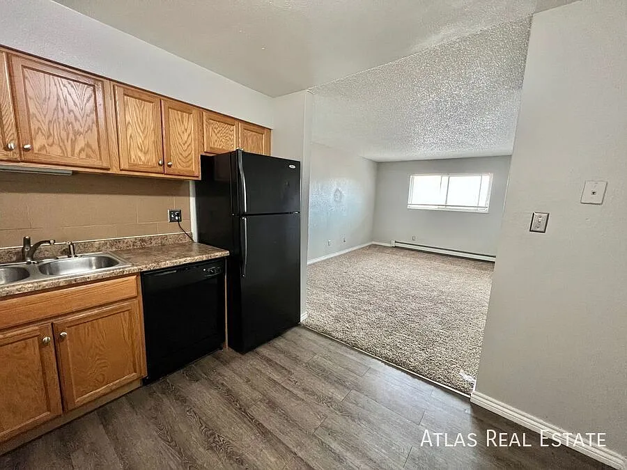 Showings Available Today with $500 Gift Card! — Photo 2