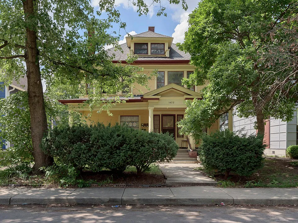 1428 N Park Ave