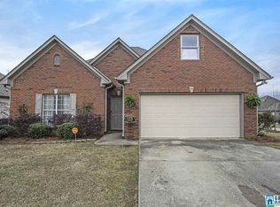 812 Savannah Ln, Calera, AL 35040