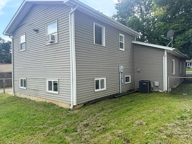 1012 Geraldine Ave — Photo 5