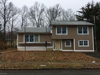 44 Crestmont Rd, West Orange, NJ, 07052