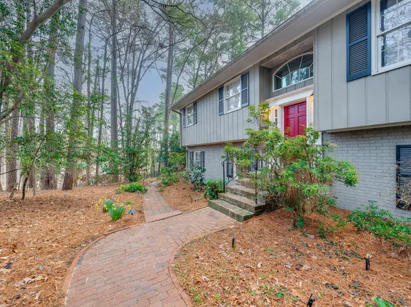 307 Wesley Dr, Chapel Hill, NC 27516