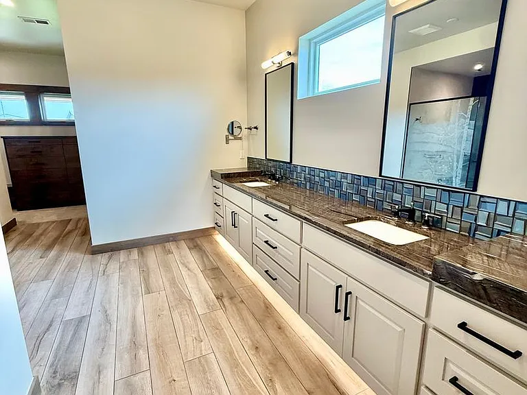 2387 Harding Park Ct — Photo 16
