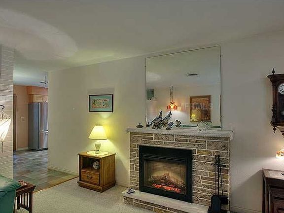 4th image of 700 Atwood Ave N