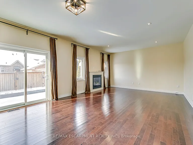 2492 Chaplin Rd — Photo 9