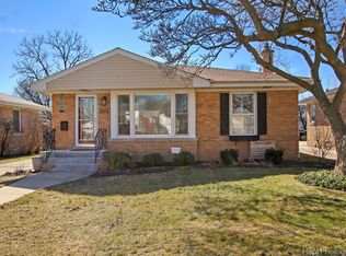6955 W Cleveland St, Niles, IL