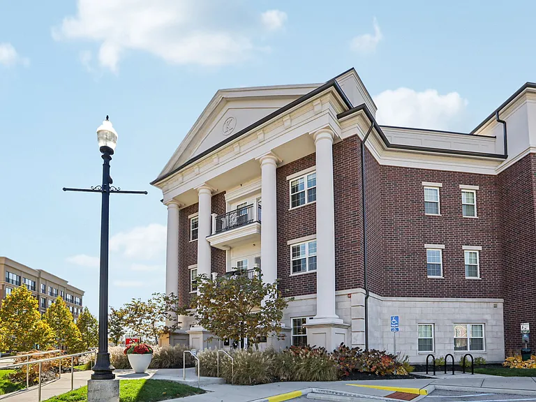 The Kent at Carmel City Center — Photo 34