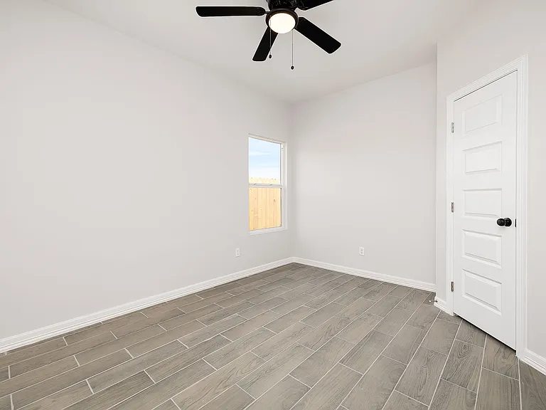 404 N Alexandrite Ave #3 — Photo 18