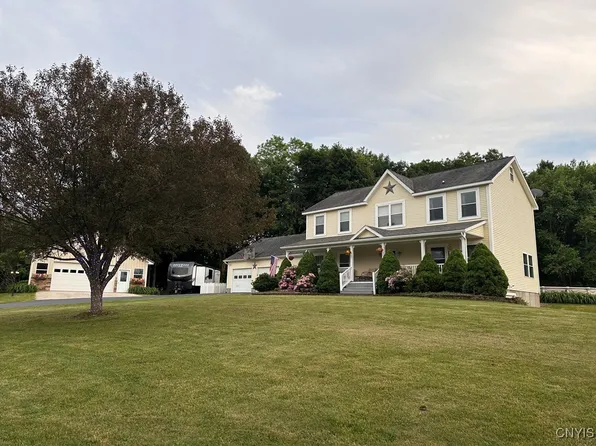 91 North St, Pulaski, NY 13142