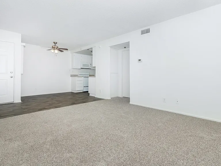 Pinecrest Apartment Homes — Photo 26
