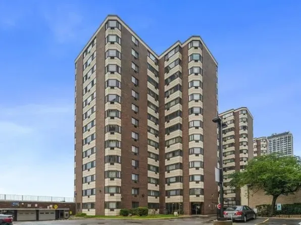 7337 S South Shore Dr APT 1107, Chicago, IL 60649