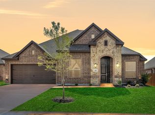 108 Mockingbird Hill Dr, Joshua, TX 76058