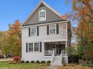 535 Willow Rd, Winnetka, IL 60093