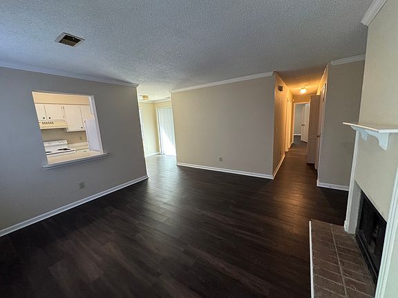3rd image of 367 Wrenfield Rd #A