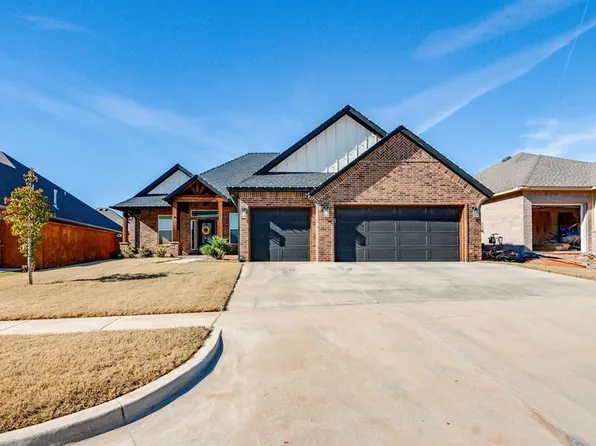 4609 Bermuda Dr, Mustang, OK 73064
