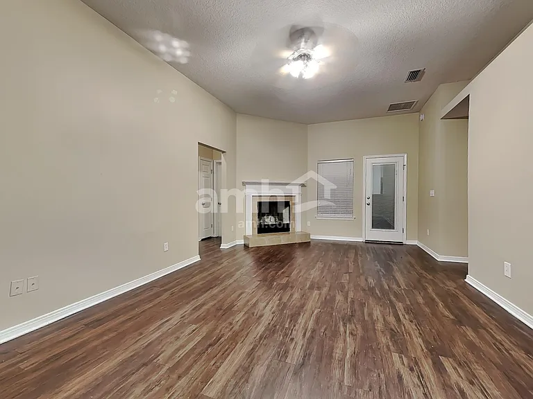 2186 Cherokee Cove Trl — Photo 8